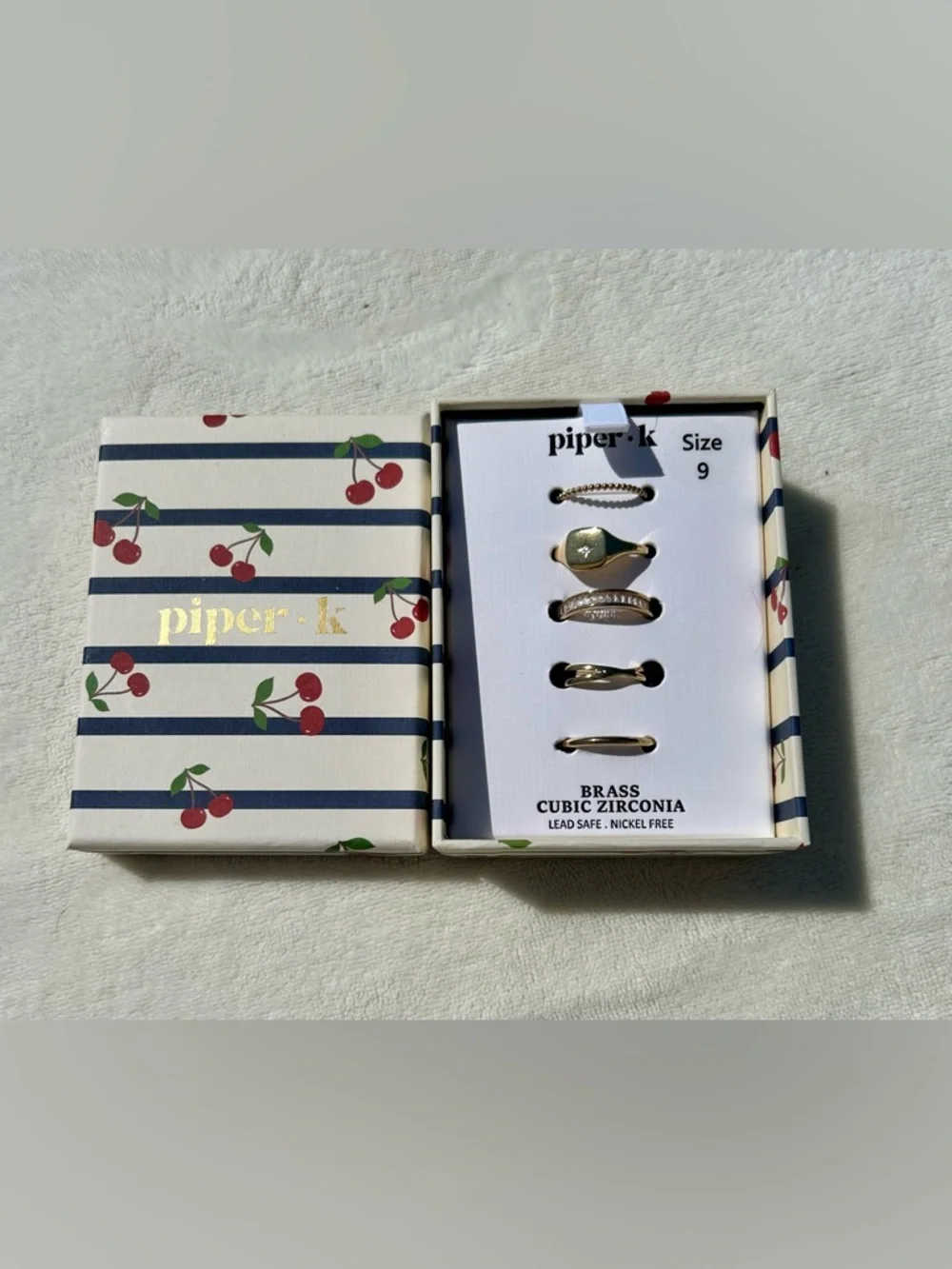 Piper K Set of Five Rings Dainty Gold Ring NIB size 9